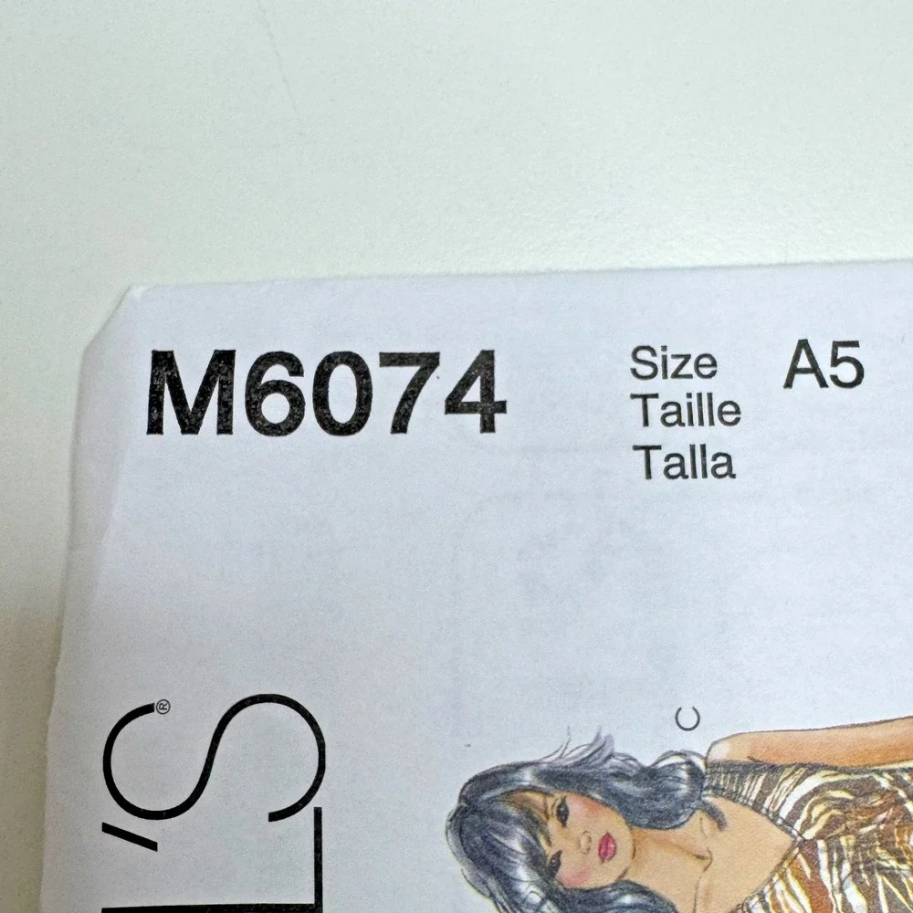 McCALLS 6074 Uncut Sewing Pattern A5 6-14 Pullover Dress Stretch Knits‎ 2010